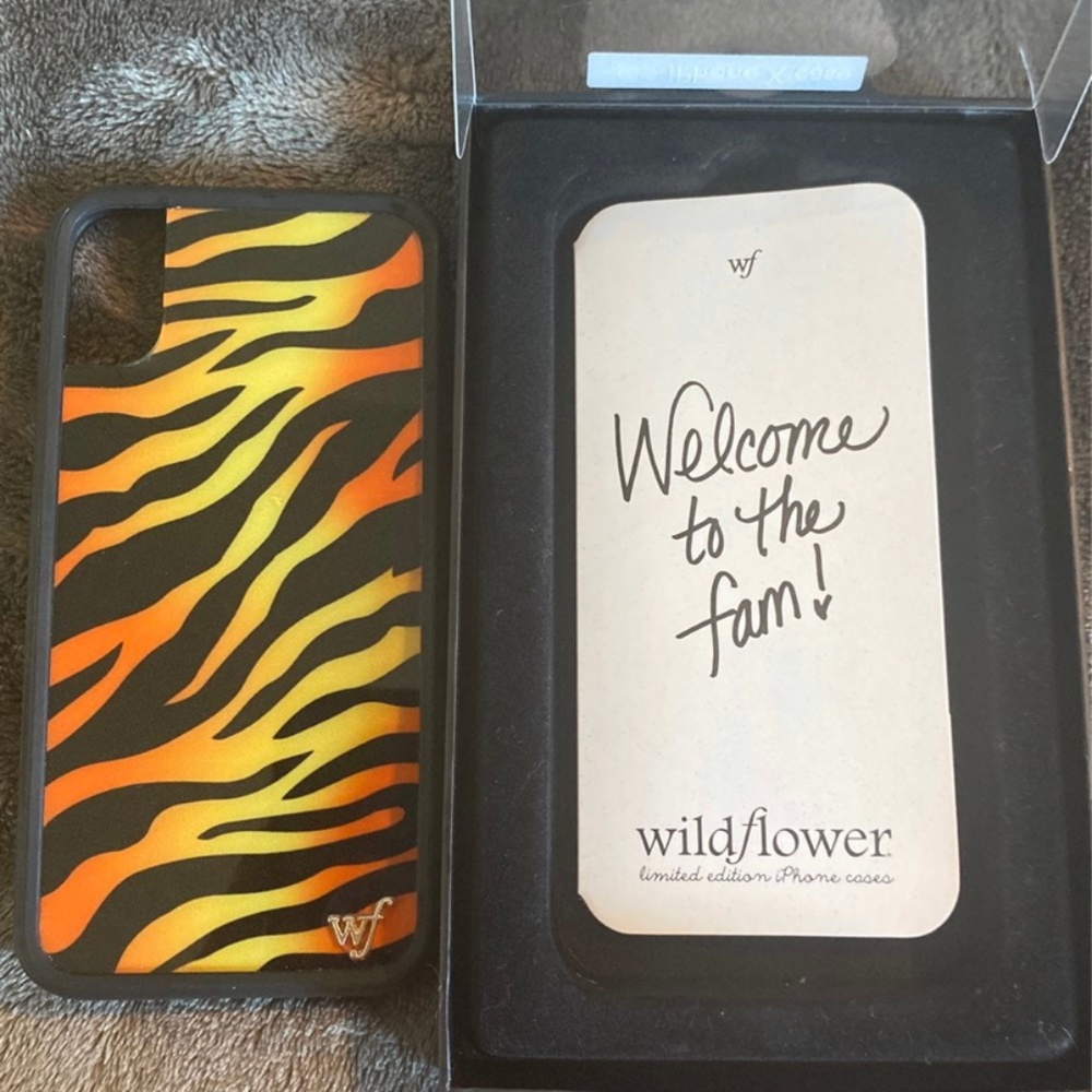 Wildflower zebra print xs/x case